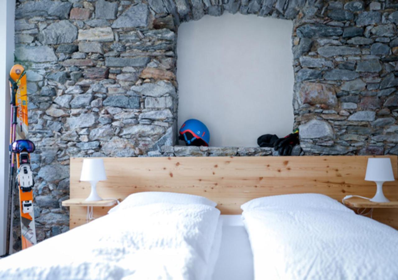 فندق Bed&Bike Tremola San Gottardo أيرولو المظهر الخارجي الصورة