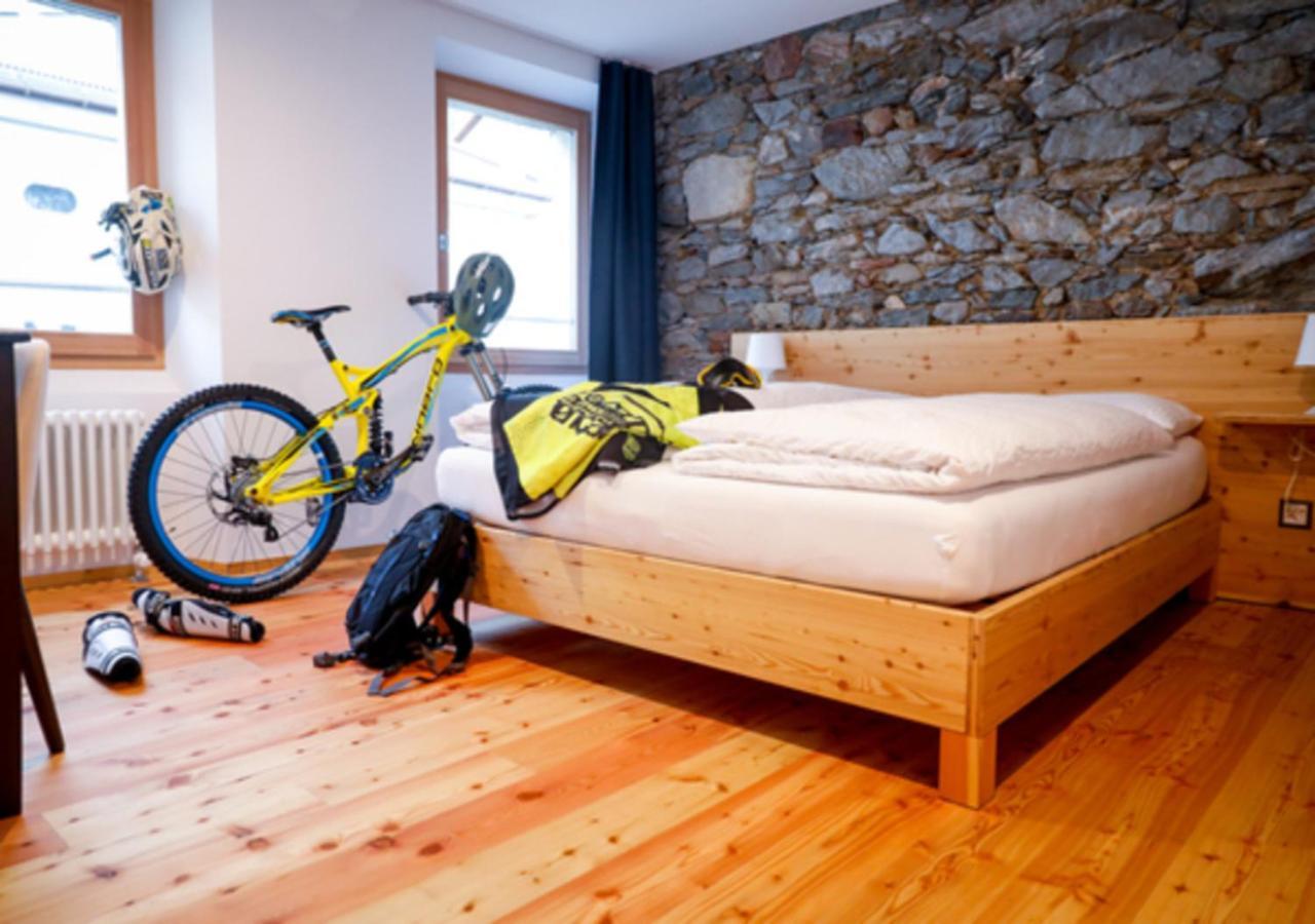 فندق Bed&Bike Tremola San Gottardo أيرولو المظهر الخارجي الصورة