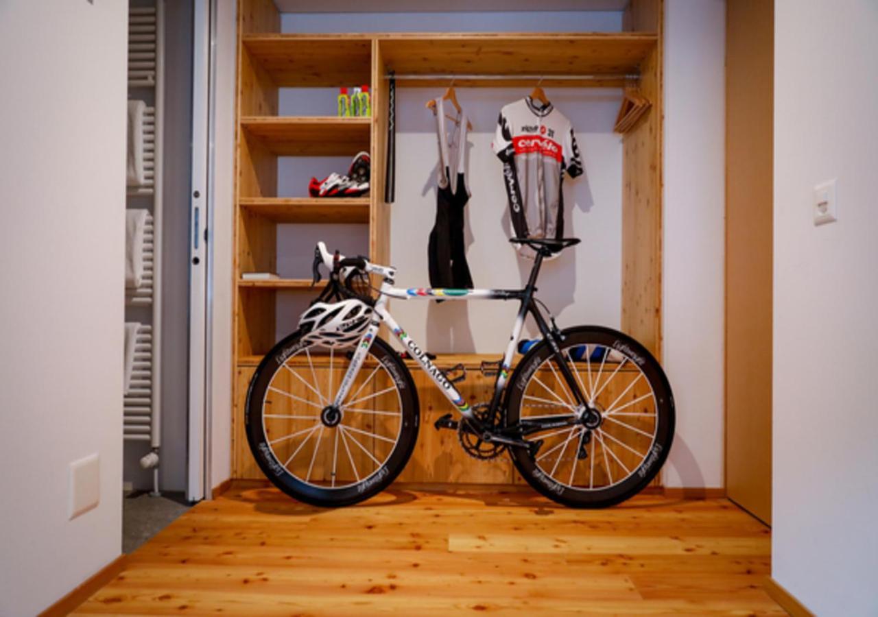 فندق Bed&Bike Tremola San Gottardo أيرولو المظهر الخارجي الصورة