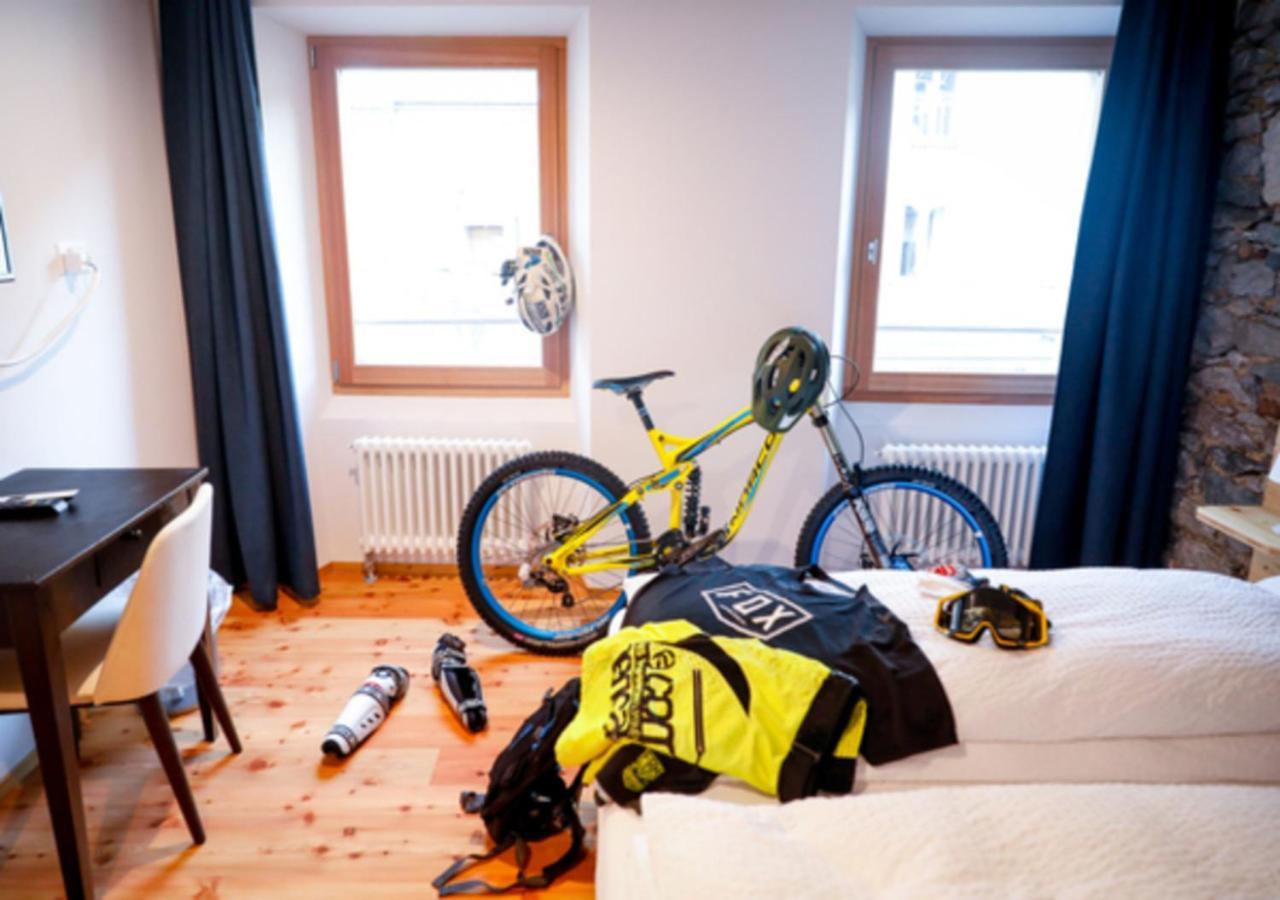 فندق Bed&Bike Tremola San Gottardo أيرولو المظهر الخارجي الصورة