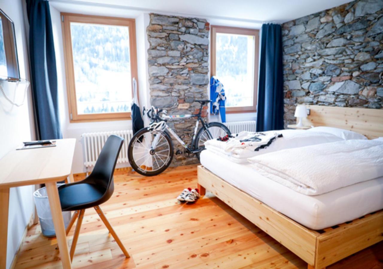 فندق Bed&Bike Tremola San Gottardo أيرولو المظهر الخارجي الصورة