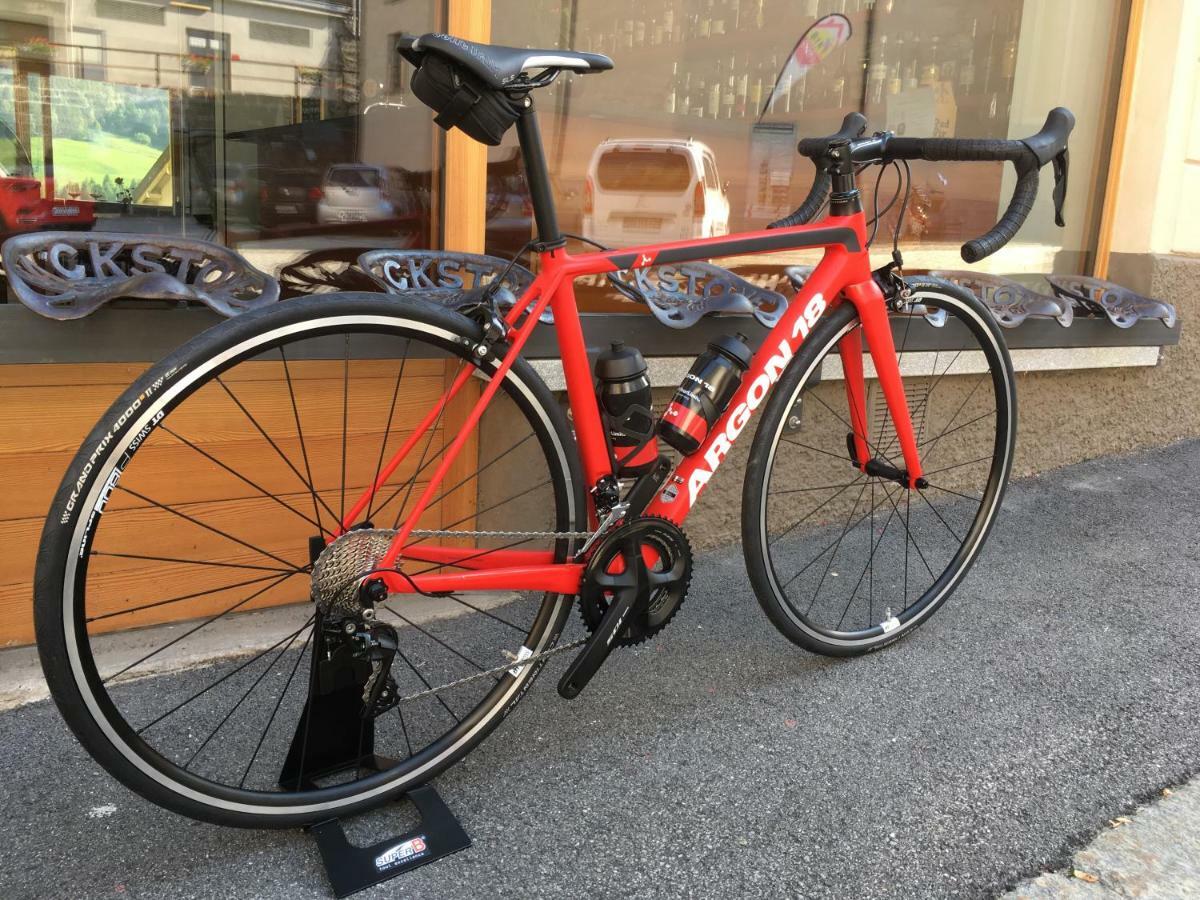 فندق Bed&Bike Tremola San Gottardo أيرولو المظهر الخارجي الصورة